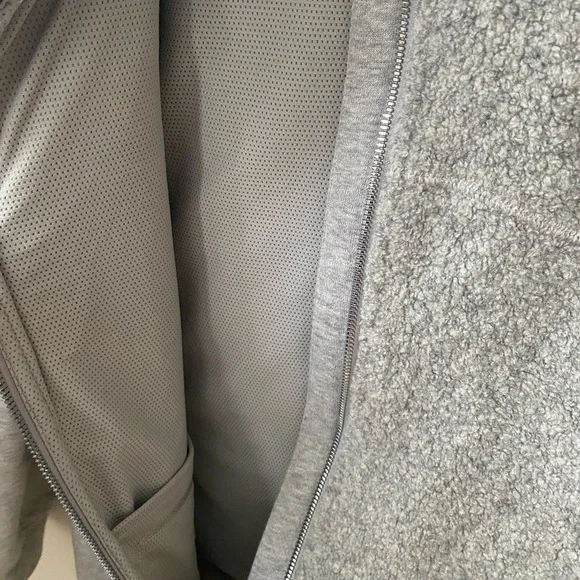 Lululemon Standout Jacket - Picture 8 of 10